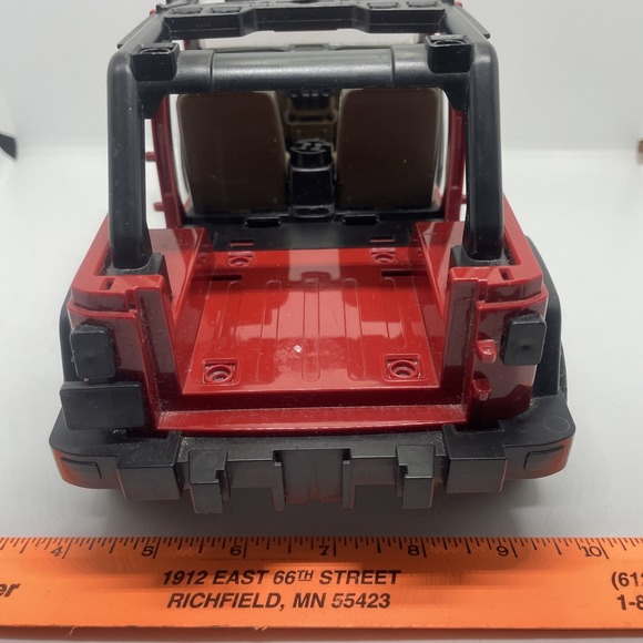 Bruder Red Jeep Wrangler Rubicon 2014 *MISSING DOORS*seats Top Tailgate - Picture 2 of 16